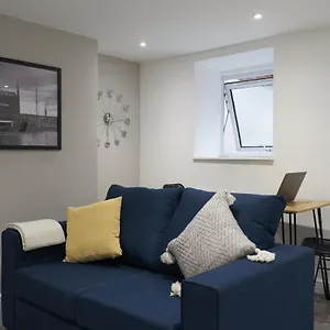 K Suites - Wellington Street 3 Gloucester